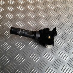 Pagrieziena rādītāju slēdzis priekš MAZDA 6 2008