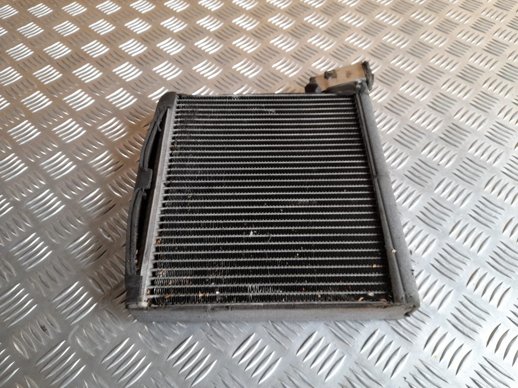 Gaisa kondicionēšanas radiators salonā priekš MAZDA 6 2008