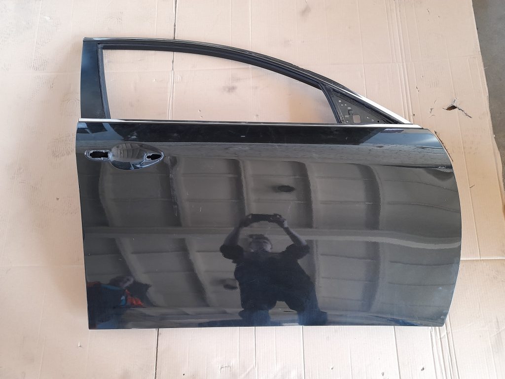 Priekšējās labās durvis priekš MAZDA 6 2008 1 Priekšējās labās durvis priekš MAZDA 6 2008