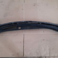 Vējstikla uzlikas (deflektora) režģis priekš MAZDA 6 2008