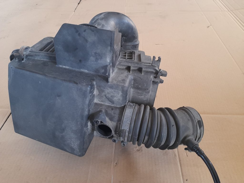 Gaisa filtra korpuss priekš MAZDA 6 2008