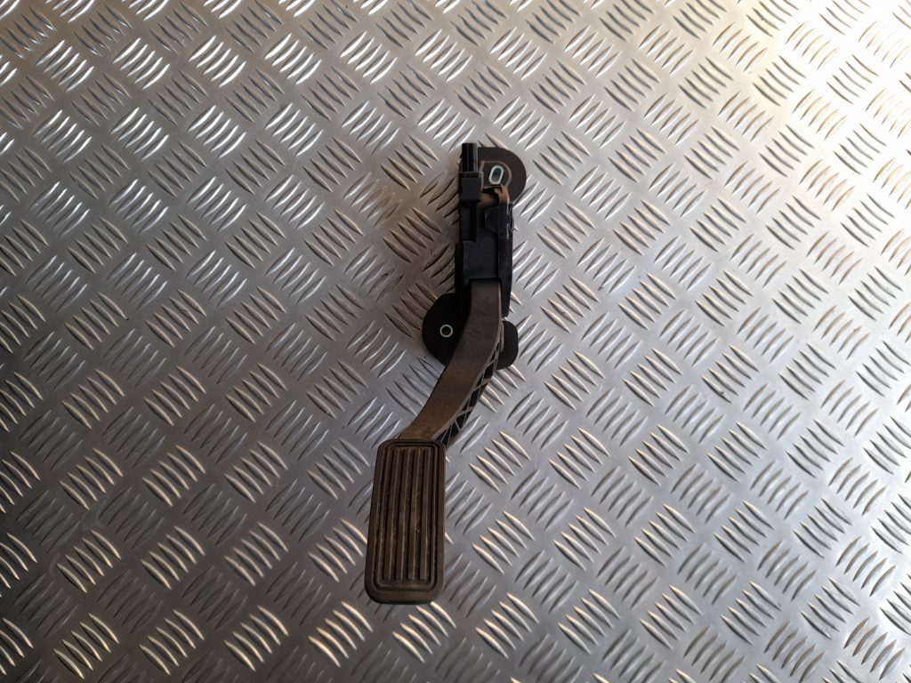 Gāzes pedālis priekš MAZDA 6 2008 1 Gāzes pedālis priekš MAZDA 6 2008