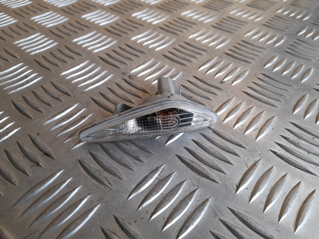 Pagrieziena signala lukturis priekš MAZDA 6 2008 1 Pagrieziena signala lukturis priekš MAZDA 6 2008