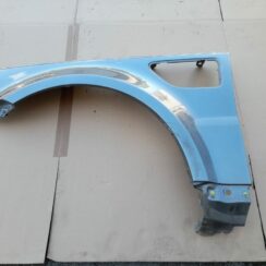 Priekšējais kreisais spārns priekš RANGE ROVER SPORT 2007