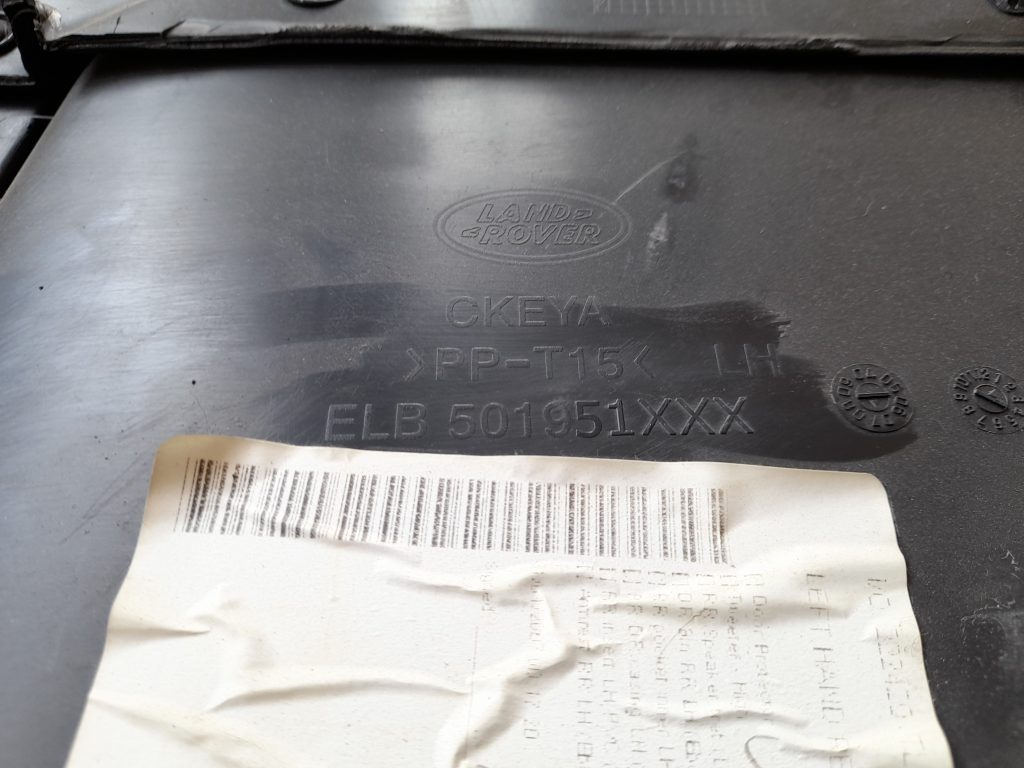 Aizmugurējo kreiso durvju apdare priekš RANGE ROVER SPORT 2007