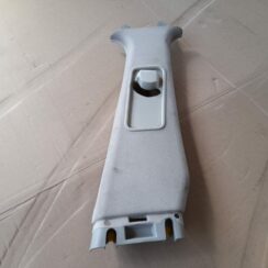 Vidējas salona statnes apdare priekš RANGE ROVER SPORT 2007