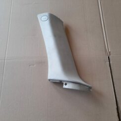 Priekšējas salona statnes apdare priekš RANGE ROVER SPORT 2007