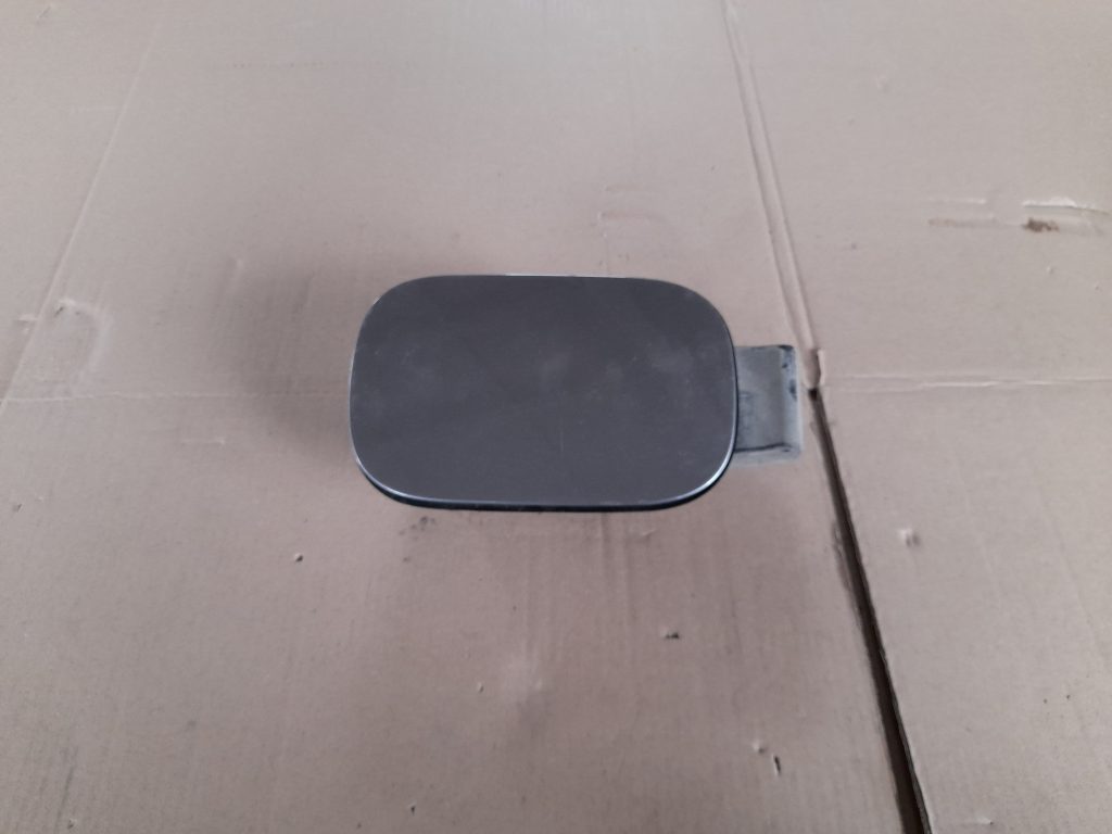 Degvielas tvertnes vāks priekš RANGE ROVER SPORT 2007