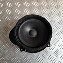 Durvju skaļrunis, apakšā priekš RANGE ROVER SPORT 2007