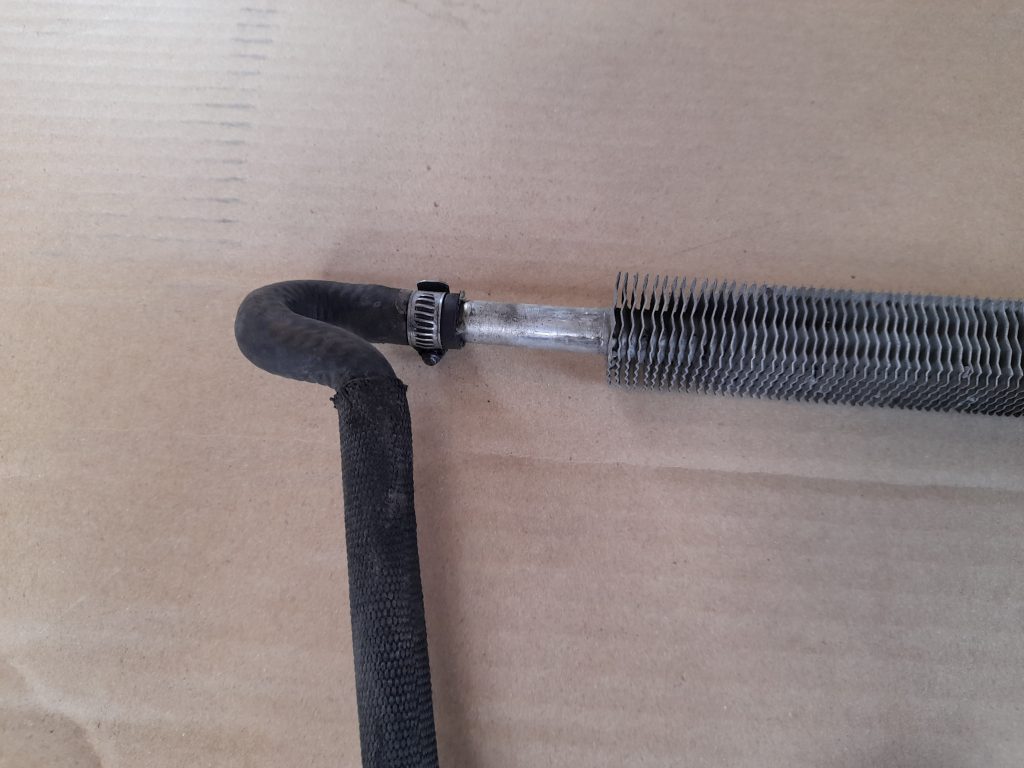 Degvielas dzēsēšanas radiators priekš RANGE ROVER SPORT 2007