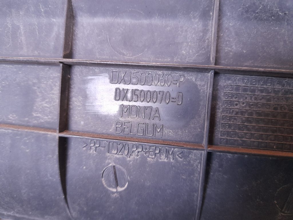 Ieplūdes gaisa deflektors/Difuzors priekš RANGE ROVER SPORT 2007 3 Ieplūdes gaisa deflektors/Difuzors priekš RANGE ROVER SPORT 2007