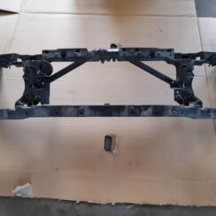 Priekšējā radiatora rāmis priekš RANGE ROVER SPORT 2007