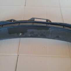 Vējstikla uzlikas (deflektora) režģis priekš VOLVO V70 2003 SILVER