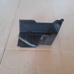 Akumulatora vāks priekš VOLVO V70 2003 SILVER