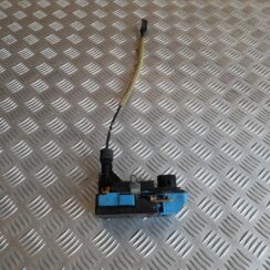 Priekšējo kreiso durvju slēdzene priekš VOLVO V70 2003 SILVER