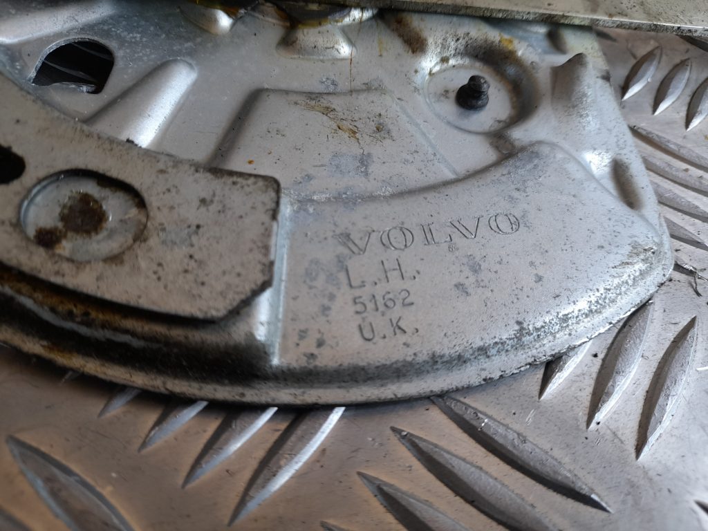 Stikla pacelšanas mehānisms priekšējais kreisais priekš VOLVO V70 2003 SILVER 4 Stikla pacelšanas mehānisms priekšējais kreisais priekš VOLVO V70 2003 SILVER