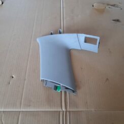 Aizmugurējas salona statnes apdare priekš OPEL ASTRA SPORT 2017