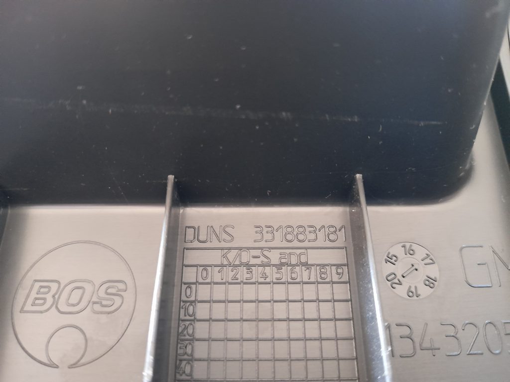 Bagažnieka nodalījuma sliekšņa uzlika priekš OPEL ASTRA SPORT 2017 2 Bagažnieka nodalījuma sliekšņa uzlika priekš OPEL ASTRA SPORT 2017