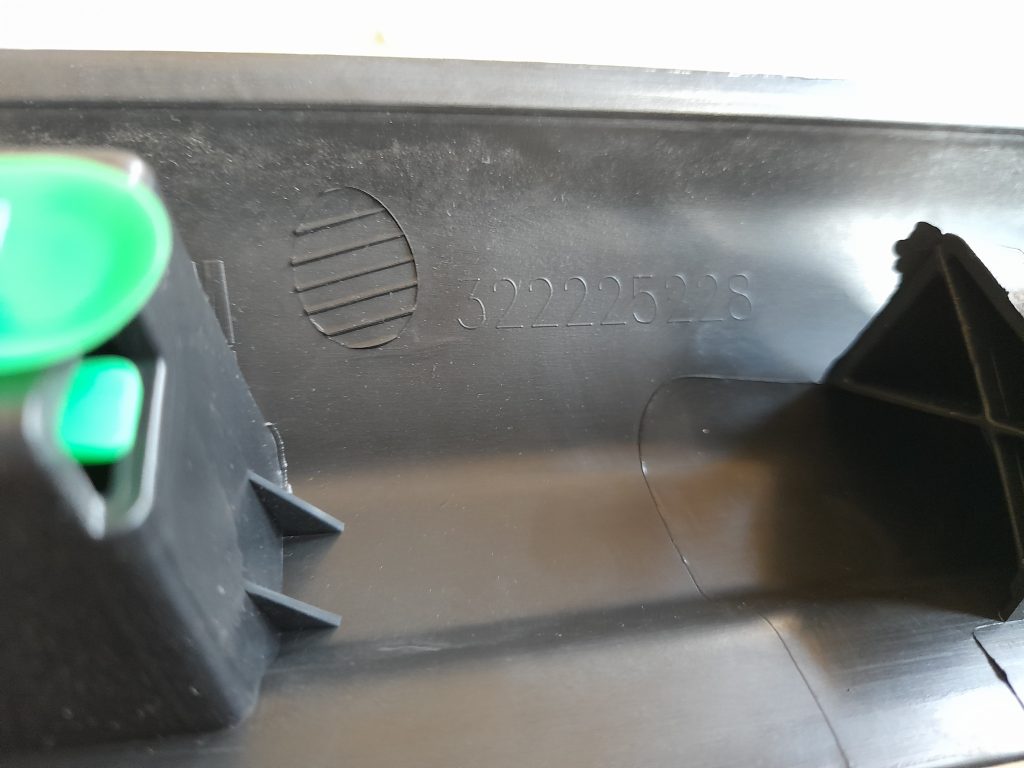 Sliekšņa laba uzlika priekš OPEL ASTRA SPORT 2017 5 Sliekšņa laba uzlika priekš OPEL ASTRA SPORT 2017