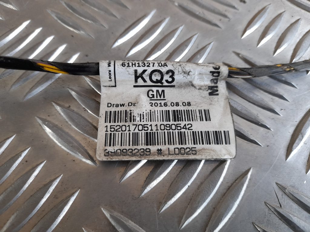 Pārkošanas devēju vads priekš OPEL ASTRA SPORT 2017 4 Pārkošanas devēju vads priekš OPEL ASTRA SPORT 2017