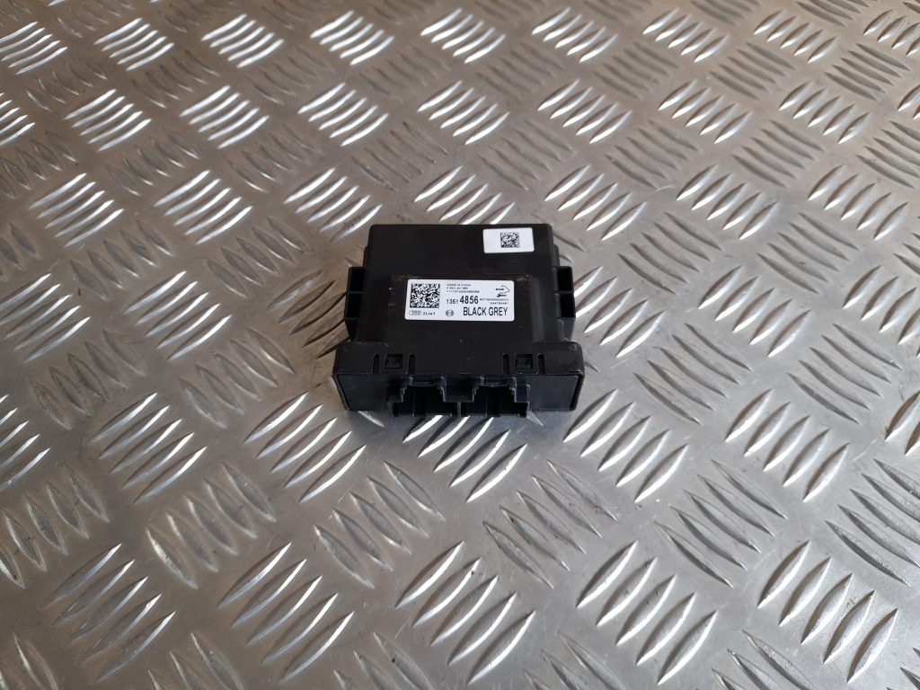 Parkošanās devēju vadības bloks priekš OPEL ASTRA SPORT 2017