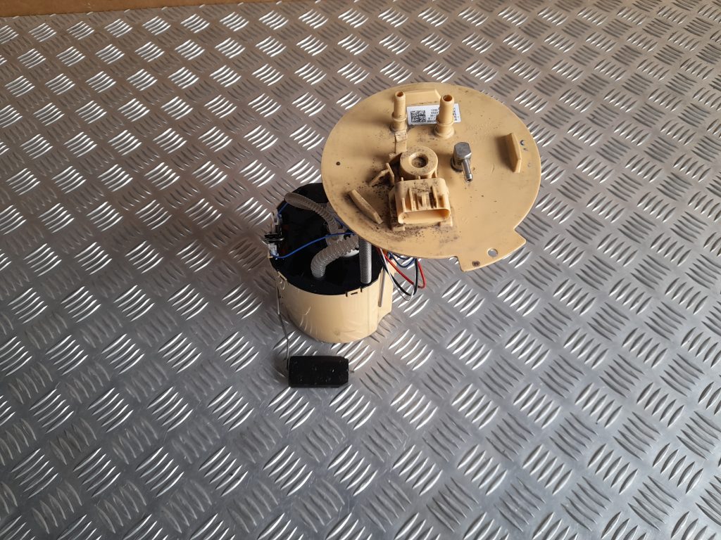 Degvielas tvertnes sūknis priekš OPEL ASTRA SPORT 2017