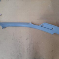 Priekšējas salona statnes apdare priekš VW PHAETON 2005