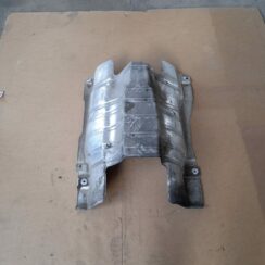 Izpūtēja sistēmas karstuma aizsargs priekš VW PHAETON 2005