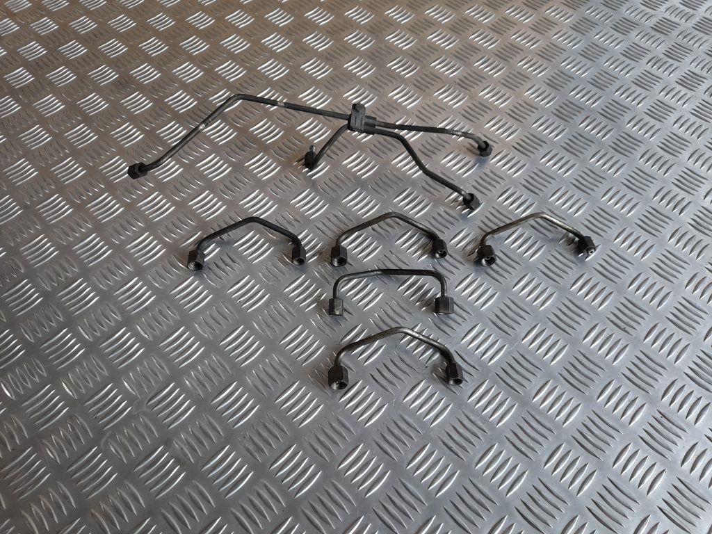 Degvielas caurule priekš VW PHAETON 2005 1 Degvielas caurule priekš VW PHAETON 2005