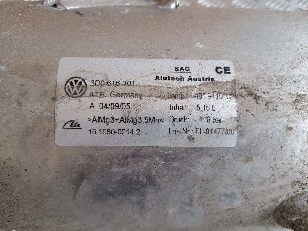 Pneimo piekares gaisa resivers priekš VW PHAETON 2005 2 Pneimo piekares gaisa resivers priekš VW PHAETON 2005