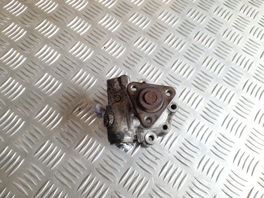 Hidrauliskais pastiprinātājs priekš VW PHAETON 2005 2 Hidrauliskais pastiprinātājs priekš VW PHAETON 2005