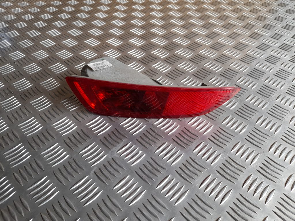 Miglas lukturis aizmugurē kreisā pusē priekš VOLVO XC60 2009