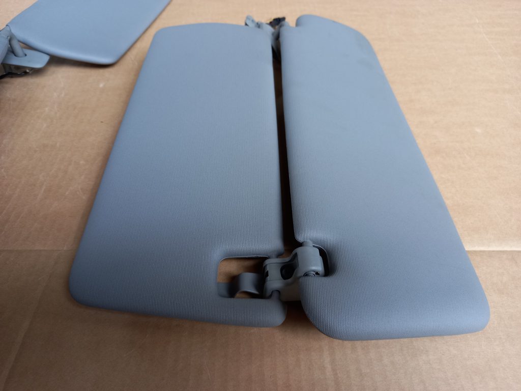 Saules aizsargs priekš VW TOUAREG 2007 2 Saules aizsargs priekš VW TOUAREG 2007