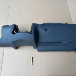 Mantu glabāšanas nodalījums pasažiera pusē priekš VW TOUAREG 2007