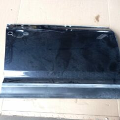 Priekšējās labās durvis priekš VW TOUAREG 2007