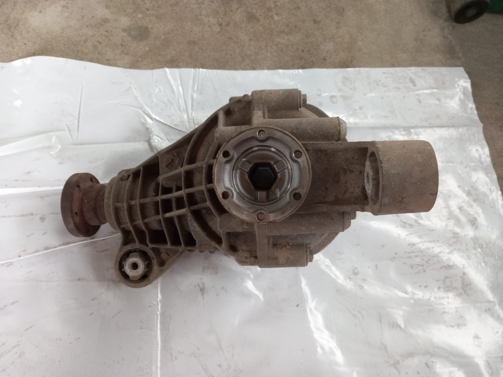 Aizmugurējais reduktors priekš VW TOUAREG 2007