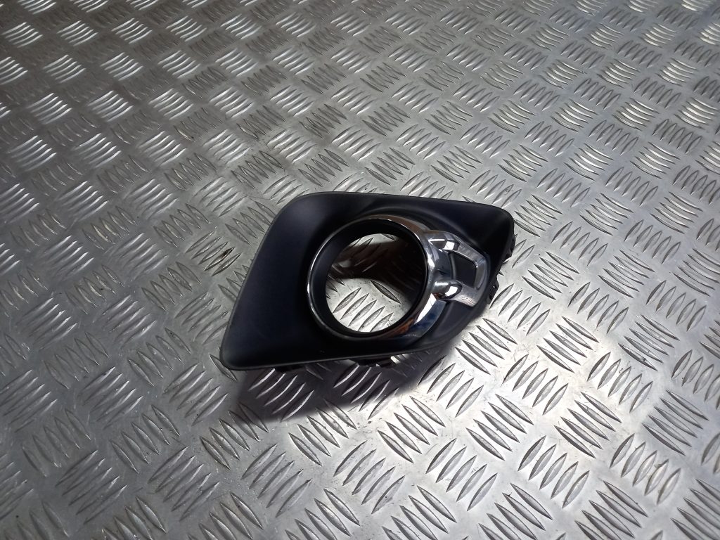 Miglas luktura uzlika priekš MITSUBISHI ASX 2011