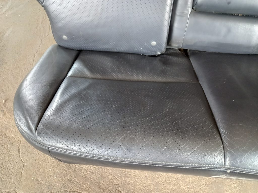 Sēdekļu komplekts priekš MITSUBISHI ASX 2011 8 Sēdekļu komplekts priekš MITSUBISHI ASX 2011