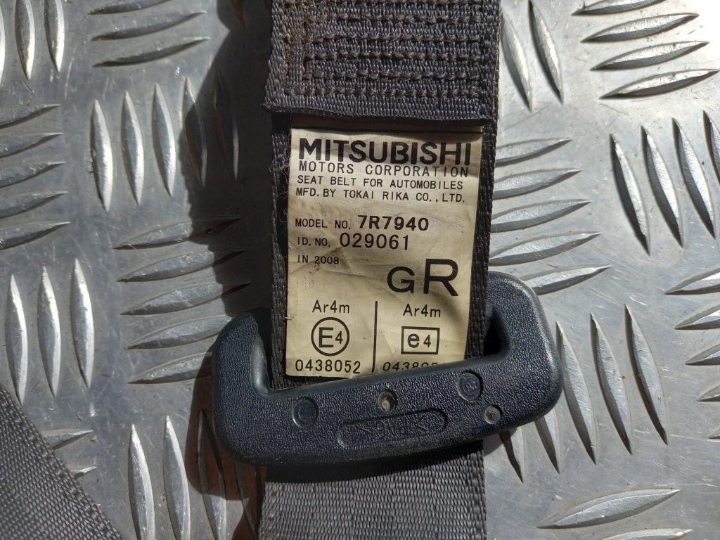 Aizmugurējā labā drošības josta priekš MITSUBISHI LANCER 2009 3 Aizmugurējā labā drošības josta priekš MITSUBISHI LANCER 2009