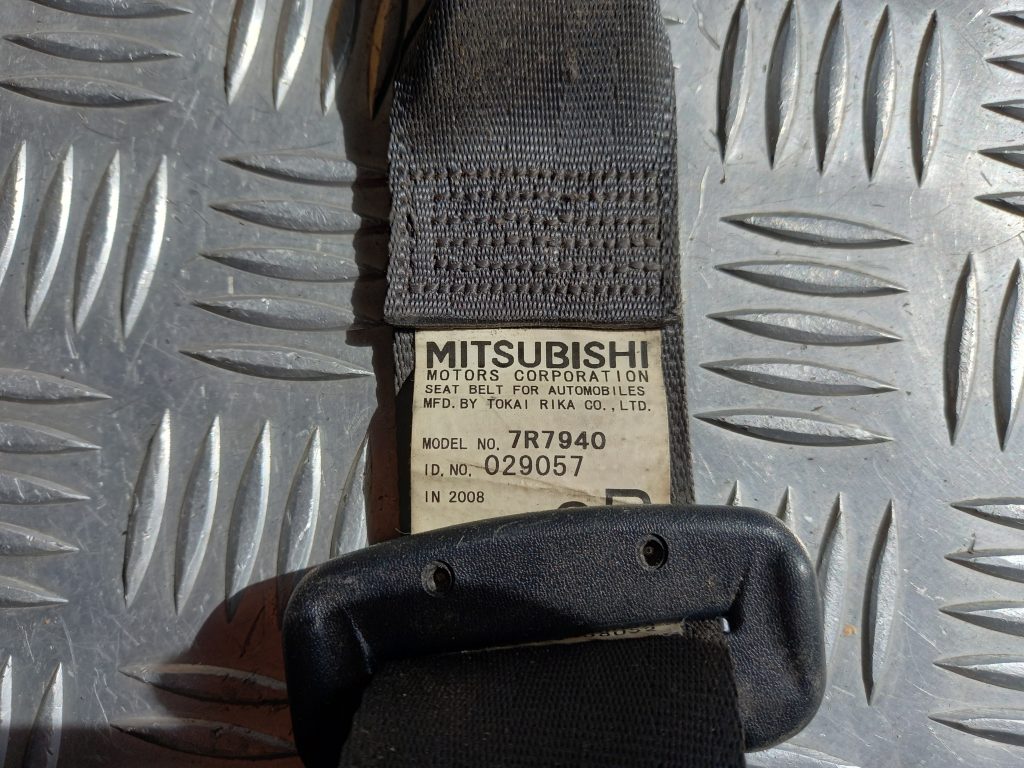 Aizmugurējā kreisa drošības josta priekš MITSUBISHI LANCER 2009 3 Aizmugurējā kreisa drošības josta priekš MITSUBISHI LANCER 2009