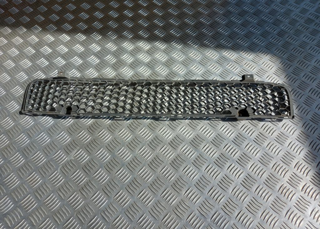 Bufera reste priekš MITSUBISHI LANCER 2009