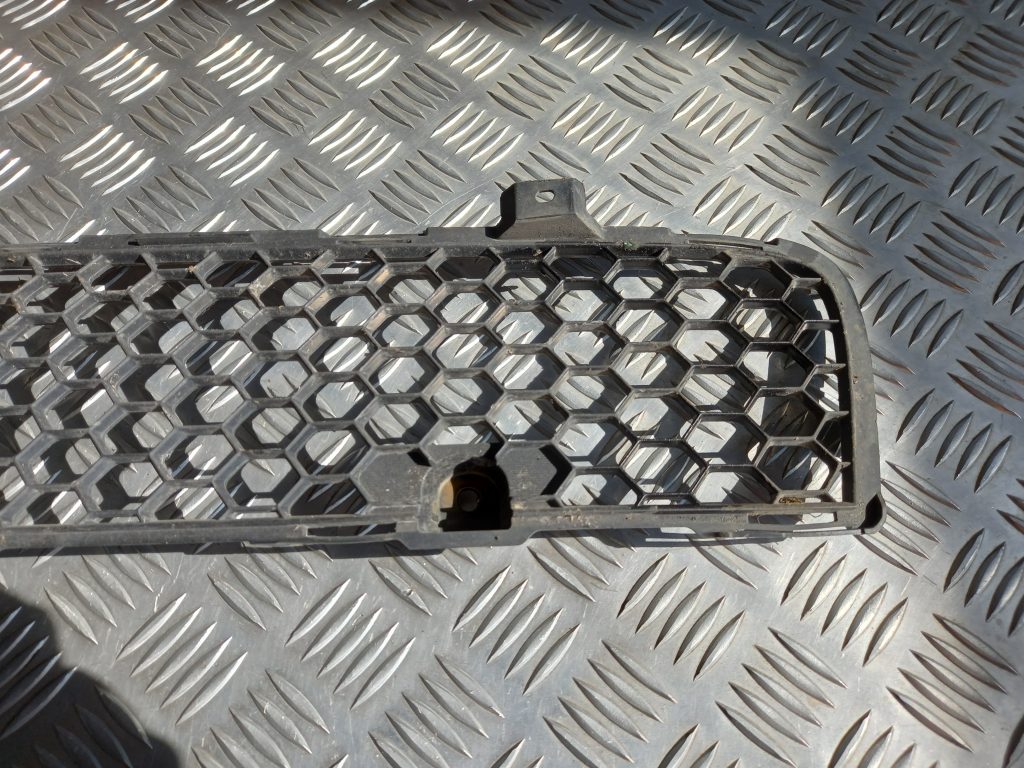 Bufera reste priekš MITSUBISHI LANCER 2009