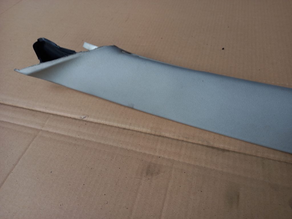 Priekšējas salona statnes apdare priekš VW PASSAT CC 2009 2 Priekšējas salona statnes apdare priekš VW PASSAT CC 2009