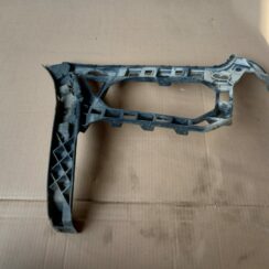 Aizmugurējā spārna un bufera stiprinājums priekš VW PASSAT CC 2009