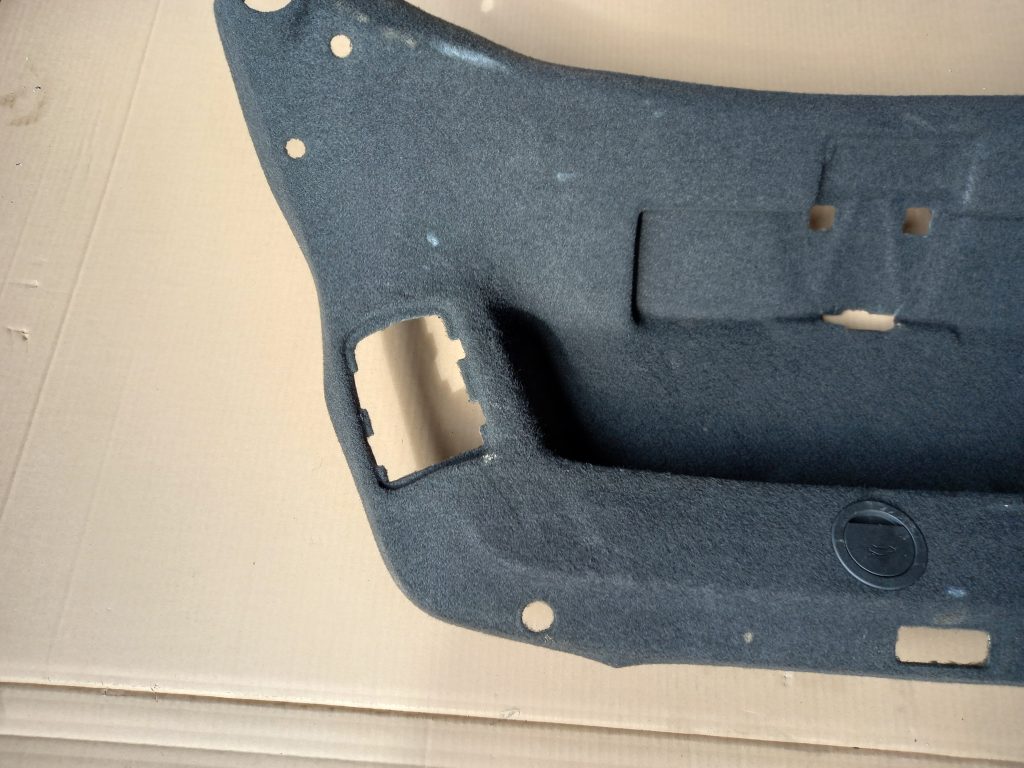 Bagāžnieka vāka liela apdare priekš VW PASSAT CC 2009