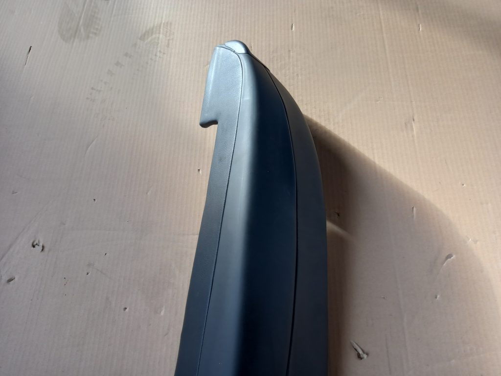 Aizmugurējo sēdekļu daļa priekš VW PASSAT CC 2009 2 Aizmugurējo sēdekļu daļa priekš VW PASSAT CC 2009