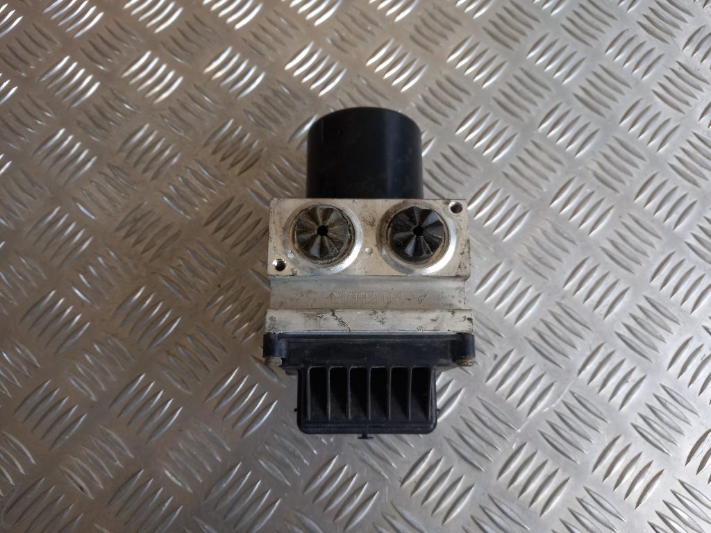 ABS bloks priekš VW PASSAT CC 2009 3 ABS bloks priekš VW PASSAT CC 2009