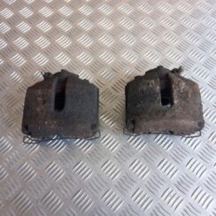 Priekšējais kreisais suports priekš VW PASSAT CC 2009