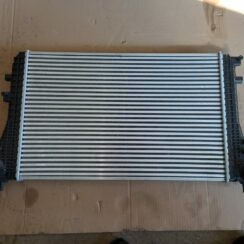 Interkūleris priekš VW PASSAT CC 2009