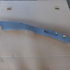 Aizmugurējas salona statnes apdare priekš AUDI A6 1998